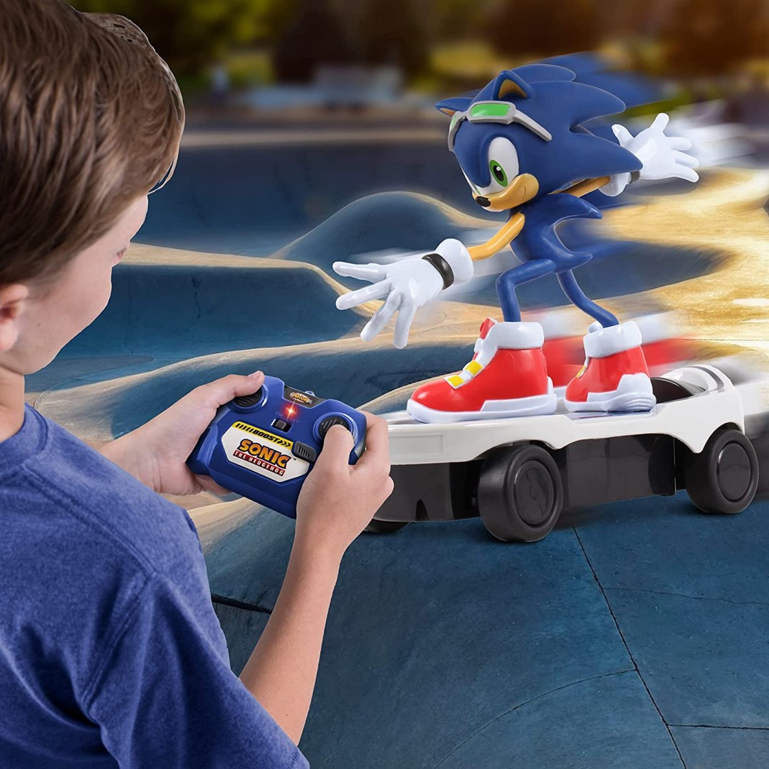 NKOK R/C Sonic Free Rider - Macchinina Telecomandata Con Figura Di Sonic, Per Gare In Casa, Giocattolo Per Bambini Dai 3 Anni In Su, Blu
